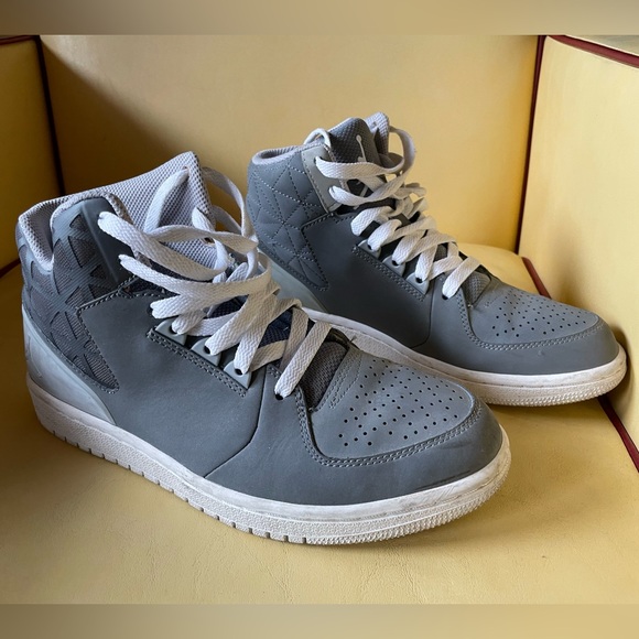 Nike Jordan Air 1 - Picture 2 of 6